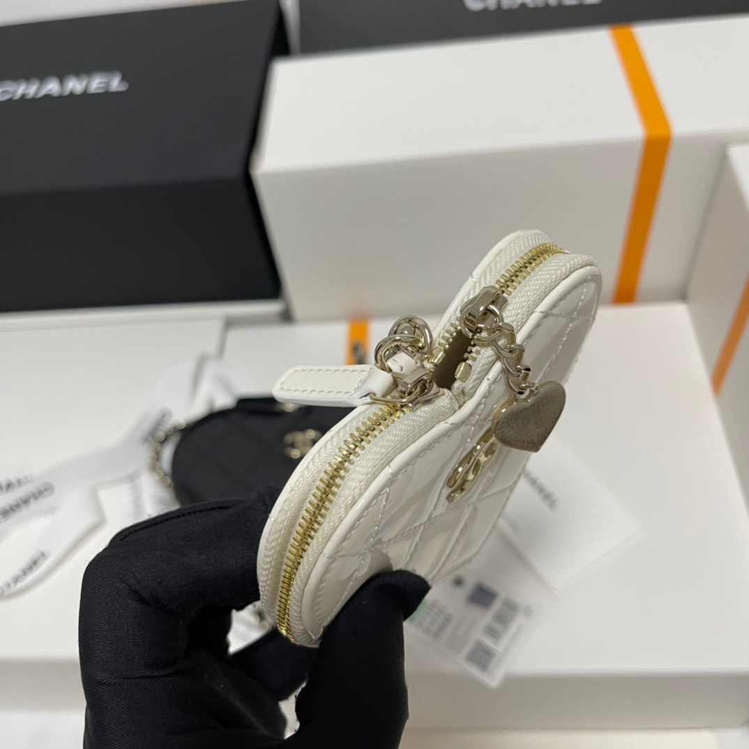 4D7E0DFF-35CD-4CEE-A6FA-67B9C368571D