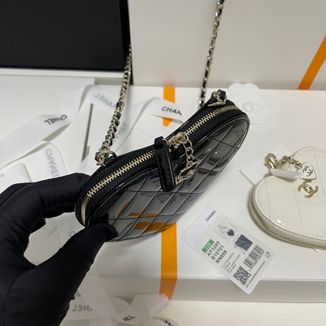 C4A8736B-A6B7-4A94-A81F-C6A15C51D49B