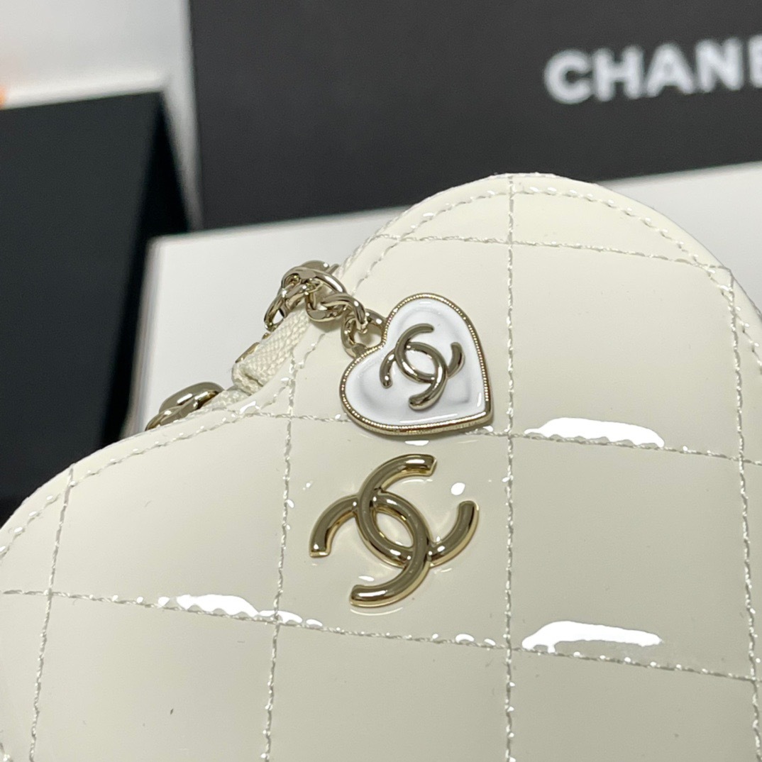 055191C3-A3C7-4E1B-B253-6D809E666197