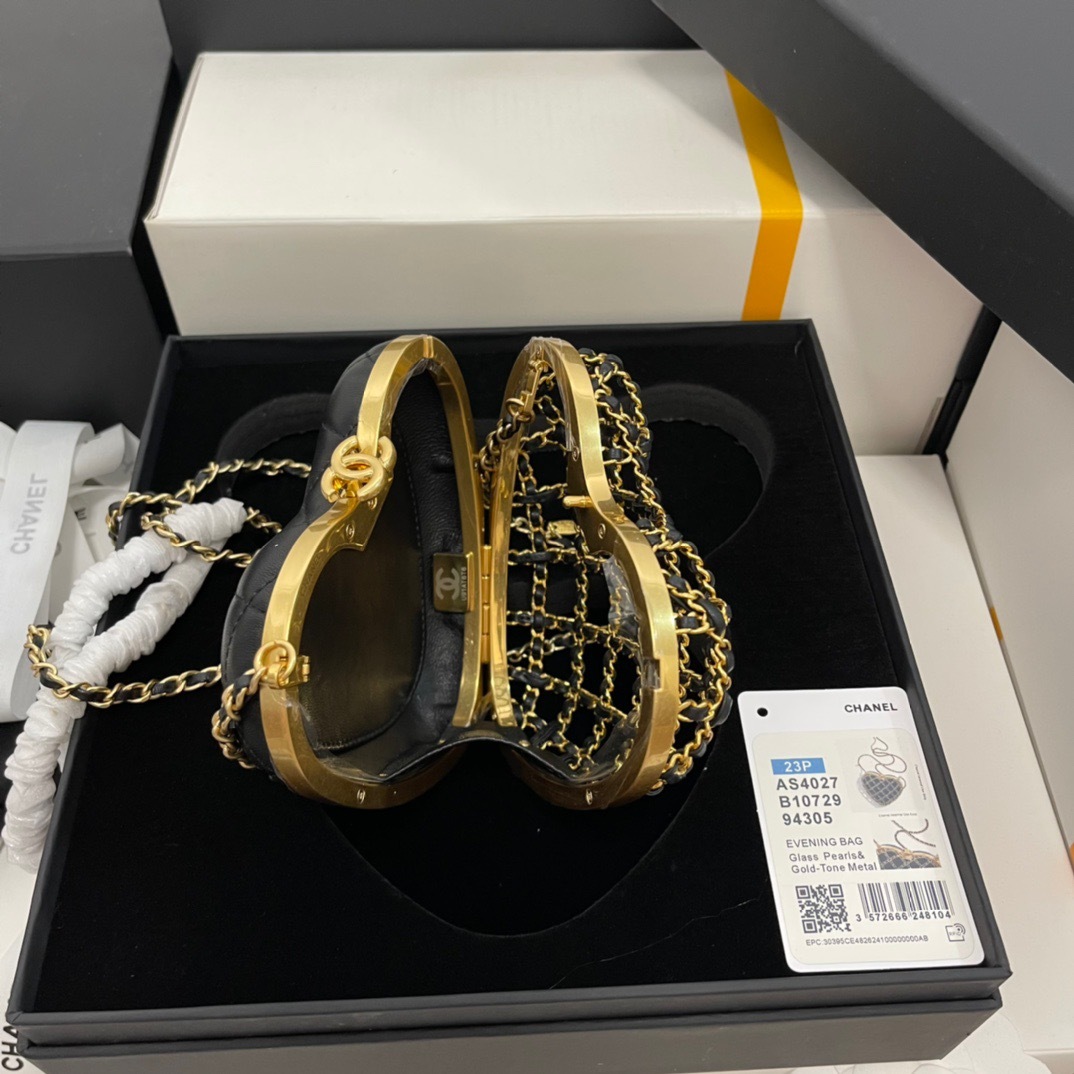 0C5726EB-8F26-499B-AFFE-A8B0A2BFE563