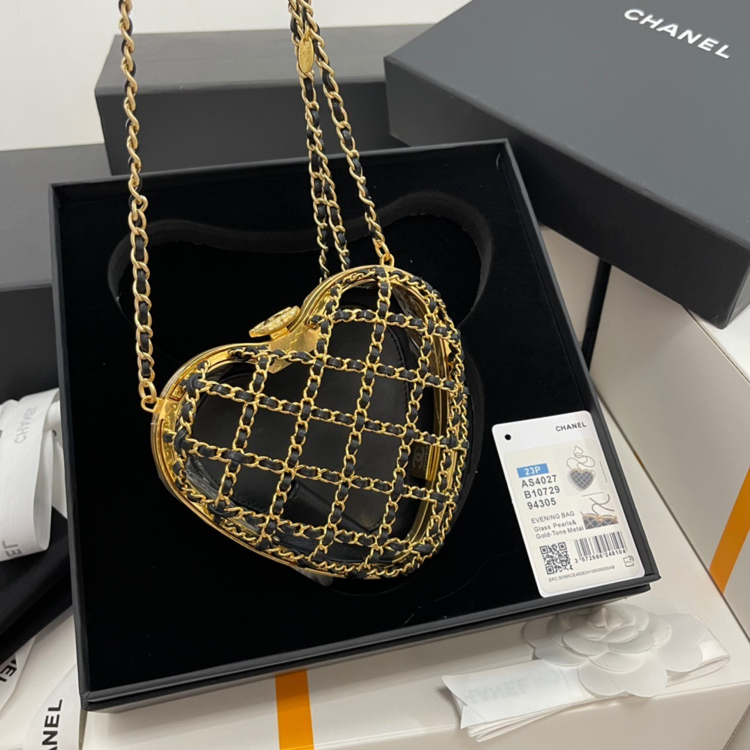 A8CC89F1-4C45-40E3-8A0C-5C6CF65E3D80