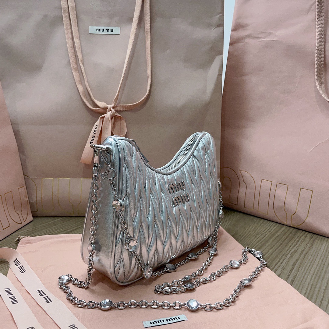 F46162B6-DCBF-4134-9DBE-CE94A59B69D1