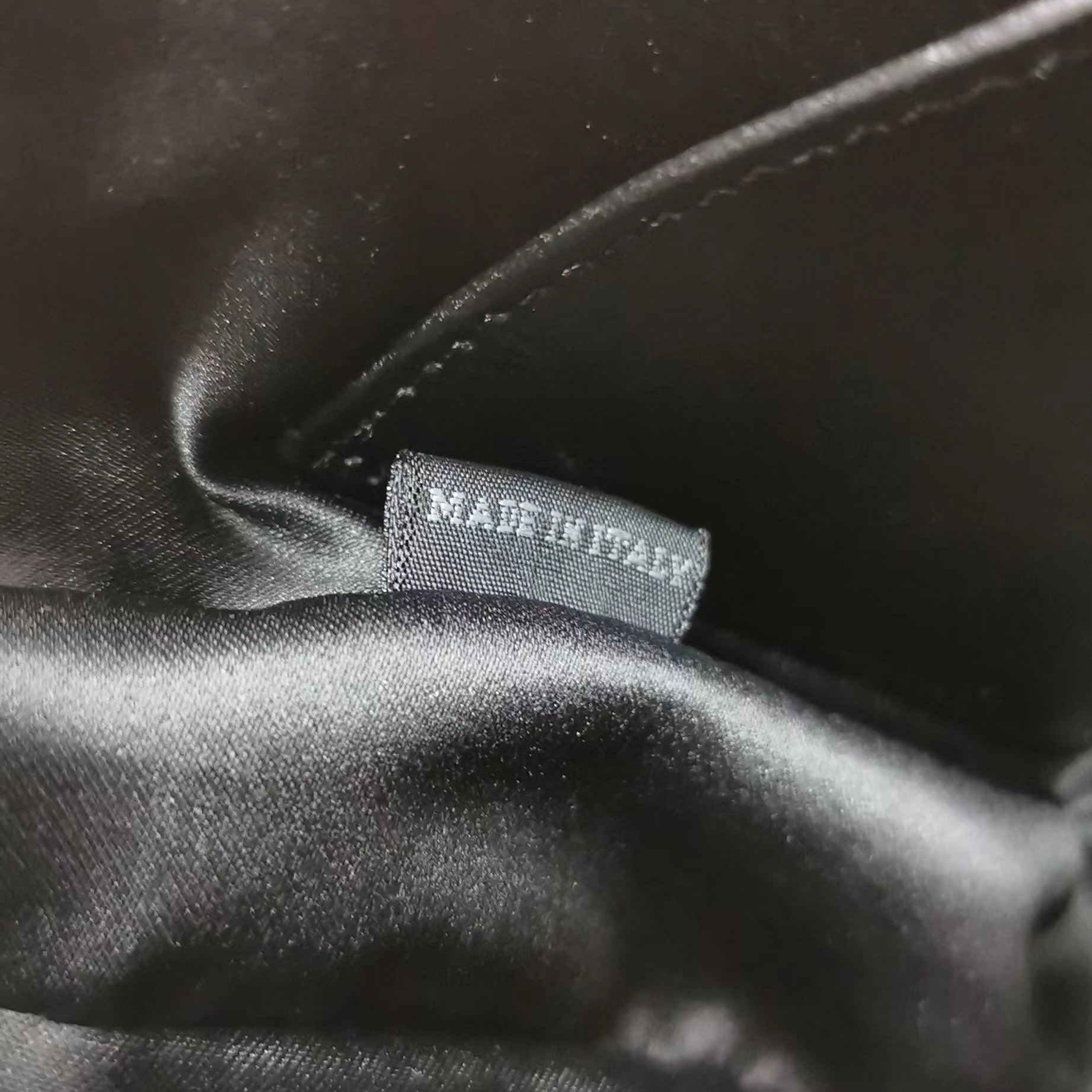 68B584E0-52AC-423A-95E4-1C4C0F7D152C