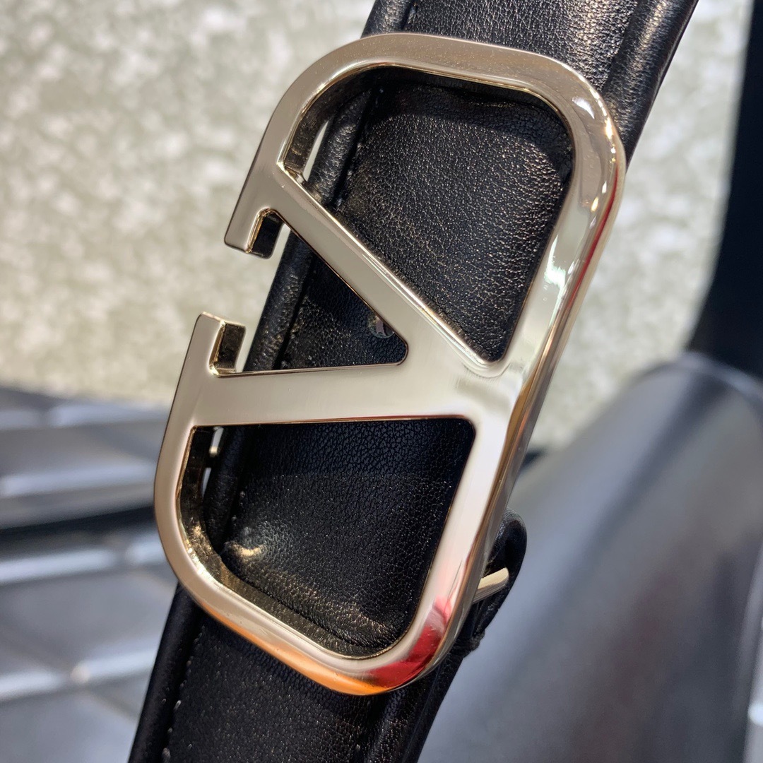 09C3B6E7-A605-4819-A542-510A081F5D6C