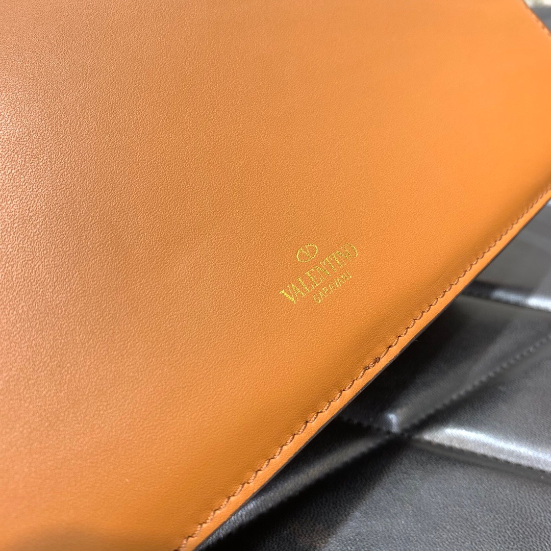 1F7A3403-B4CD-4A52-95F5-A511CB651C2D