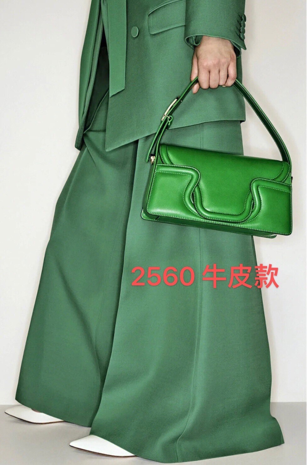 A33EAF5A-F16E-409F-BF92-7227E5E48384