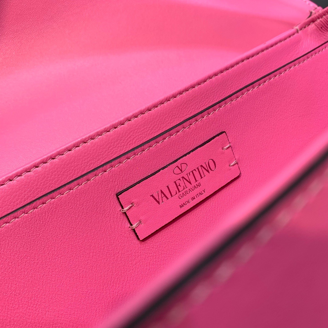 4E2B1171-B3B0-46C6-960C-8FBA7C2982FF