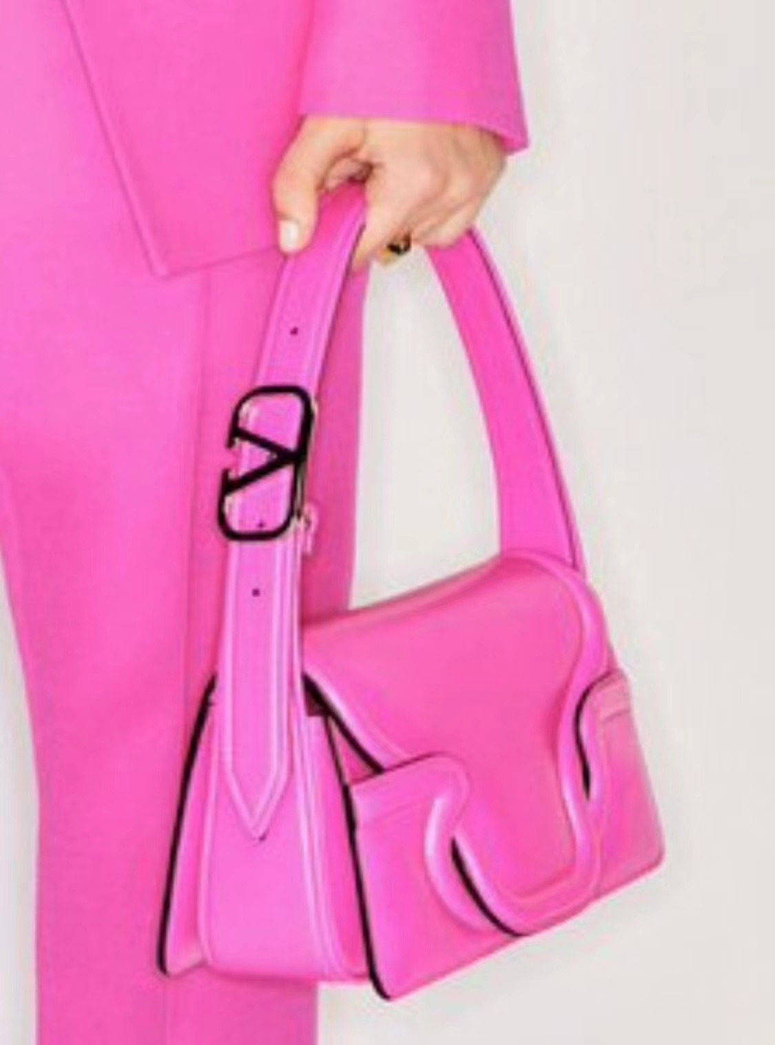 B527565E-15E6-49AC-AFB0-1C5F68CA1788