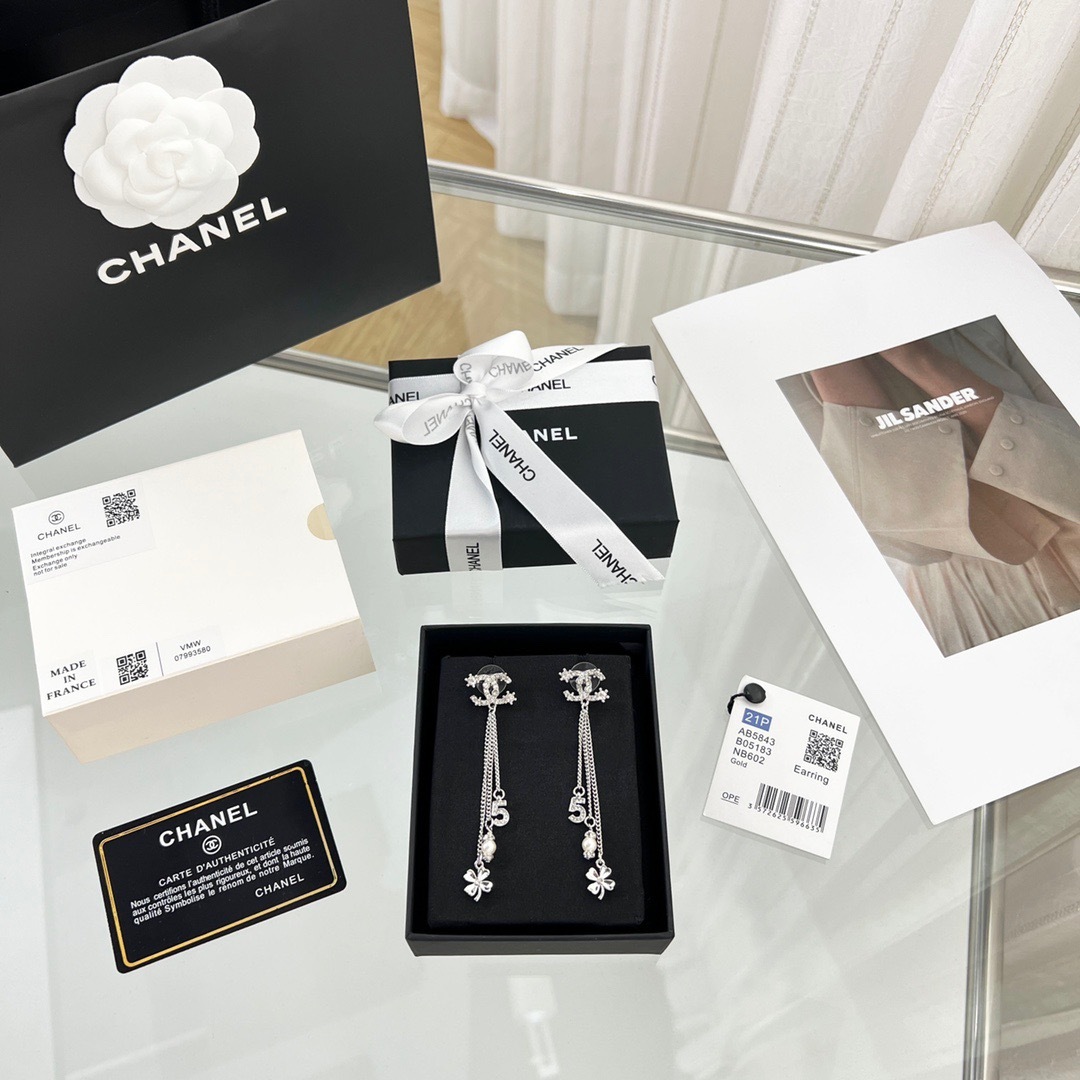 E01D7C6E-2EF6-4AC2-908B-AF238B9E4E6F