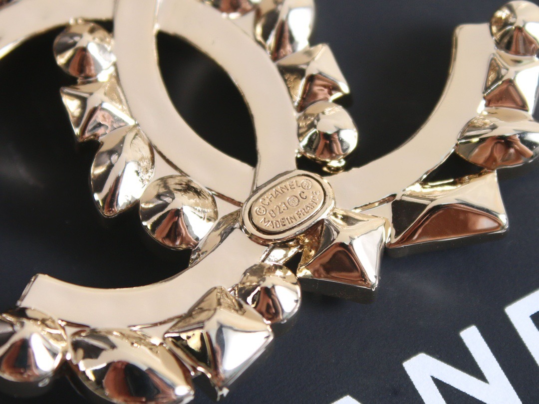 CDEC7019-5AF8-4C27-A8D0-58153A316BFC