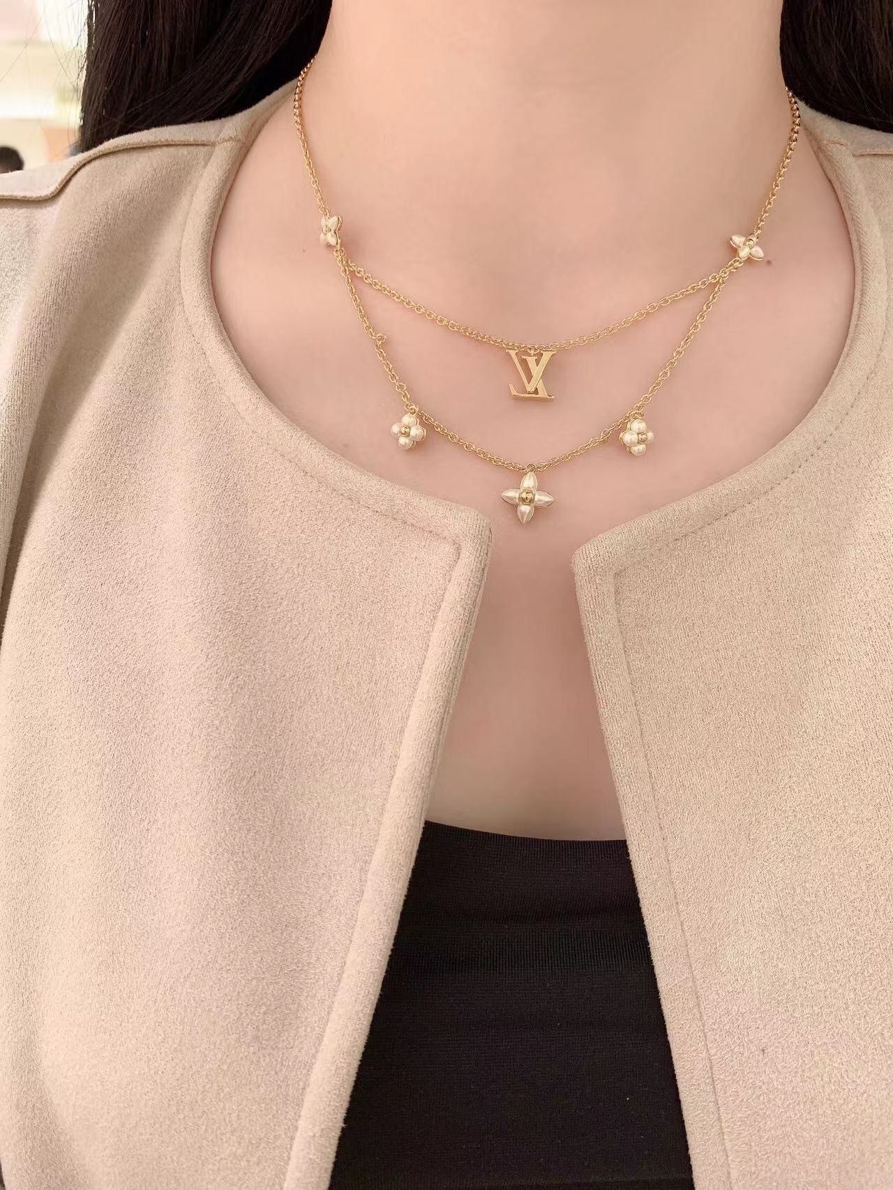 7E8C7694-525D-4F43-84DB-DDEDD74962F1