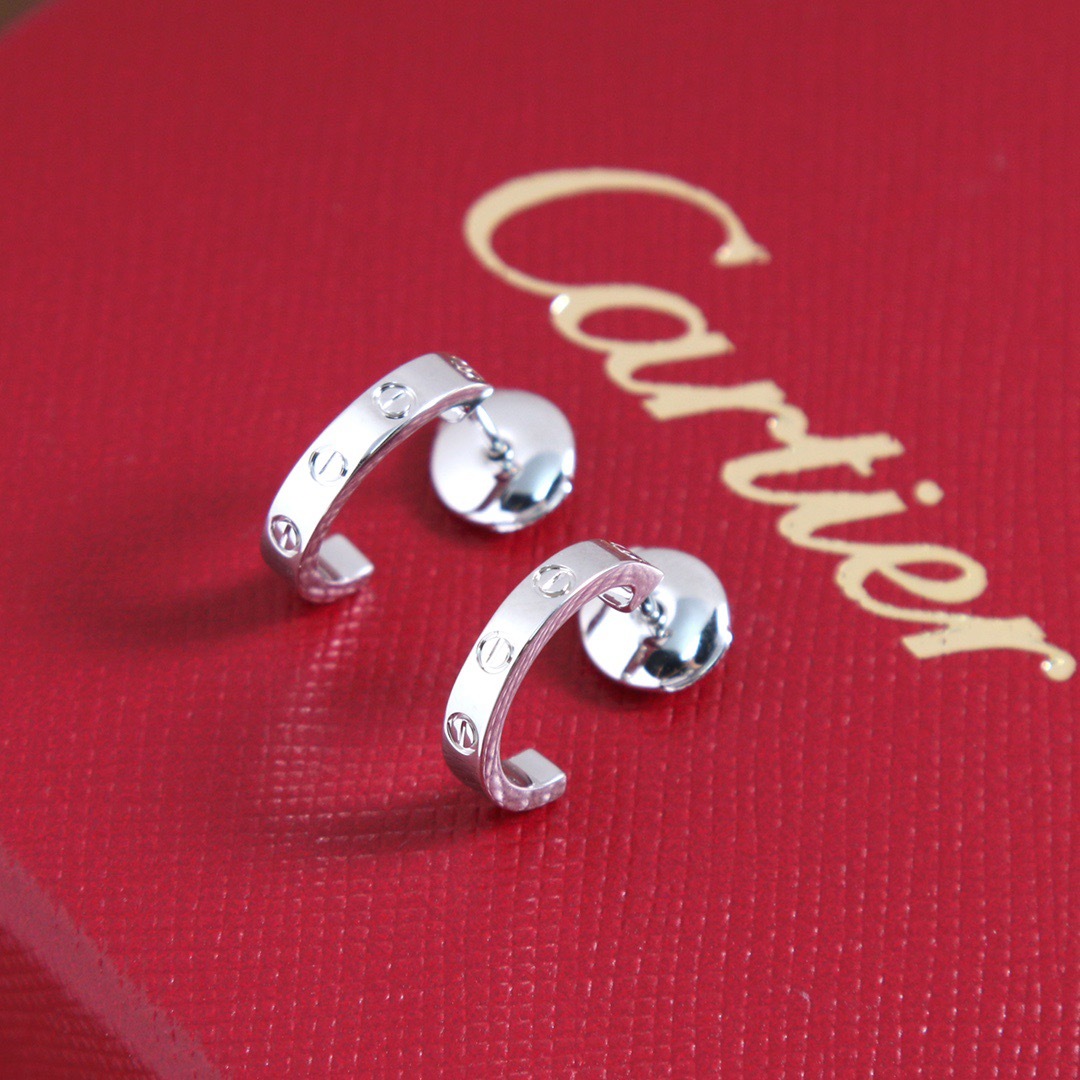 5B27E592-6157-4E6D-A516-5EAB801D9DD1