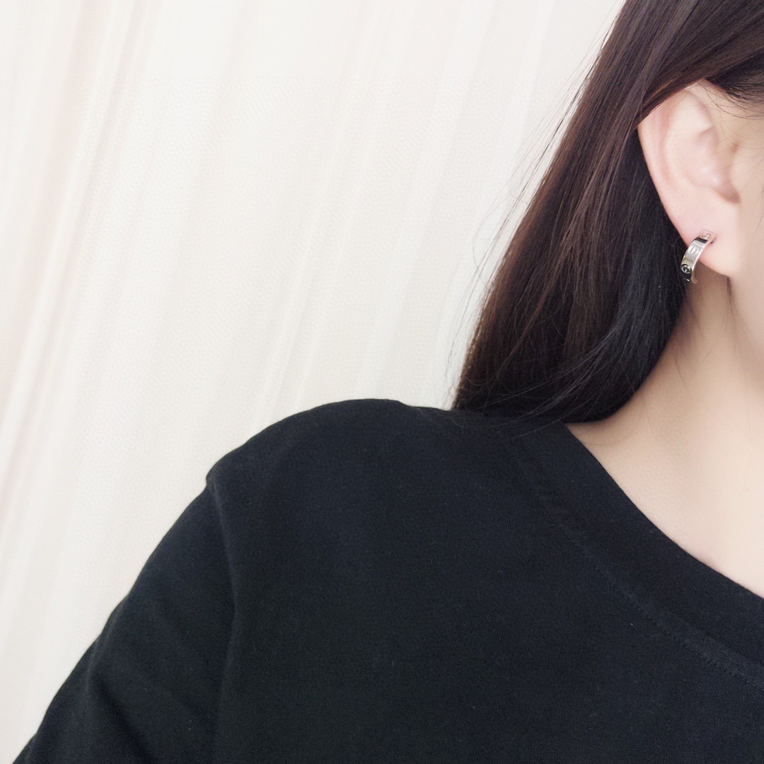 49BAB6D7-2180-462E-A62A-692905ABAA83