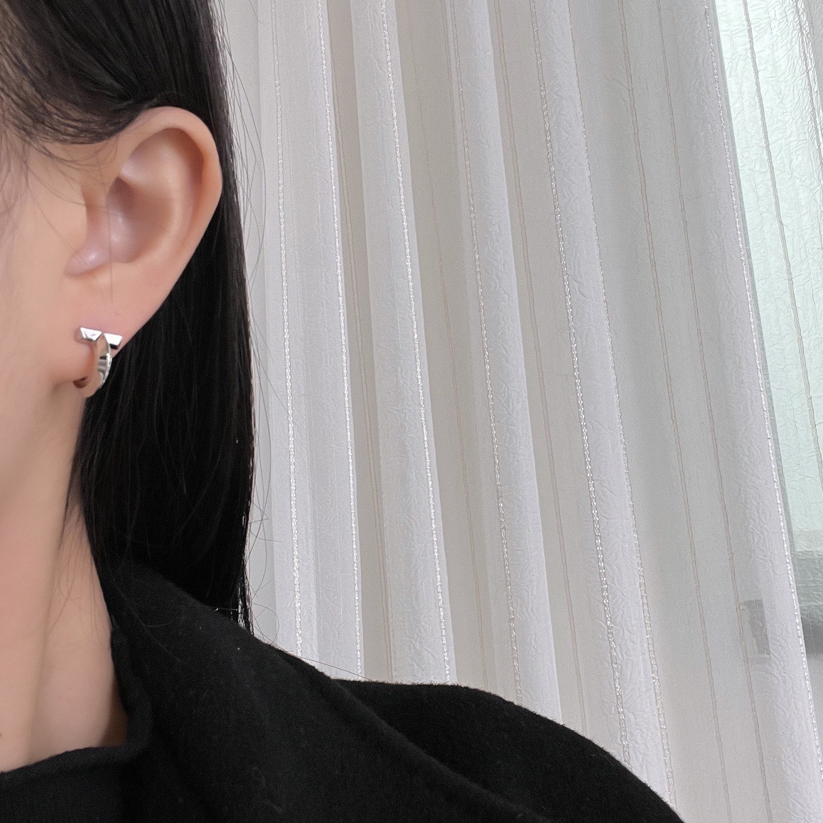 DD1EA4EF-7D21-4F2C-98A9-99EBB960F796