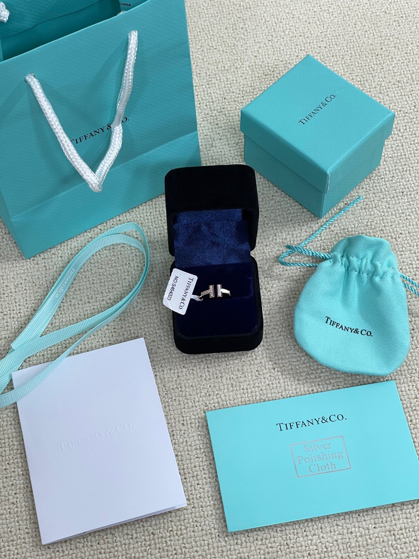 B11F2ABF-F9B5-4881-93CC-51D3875E1CC8