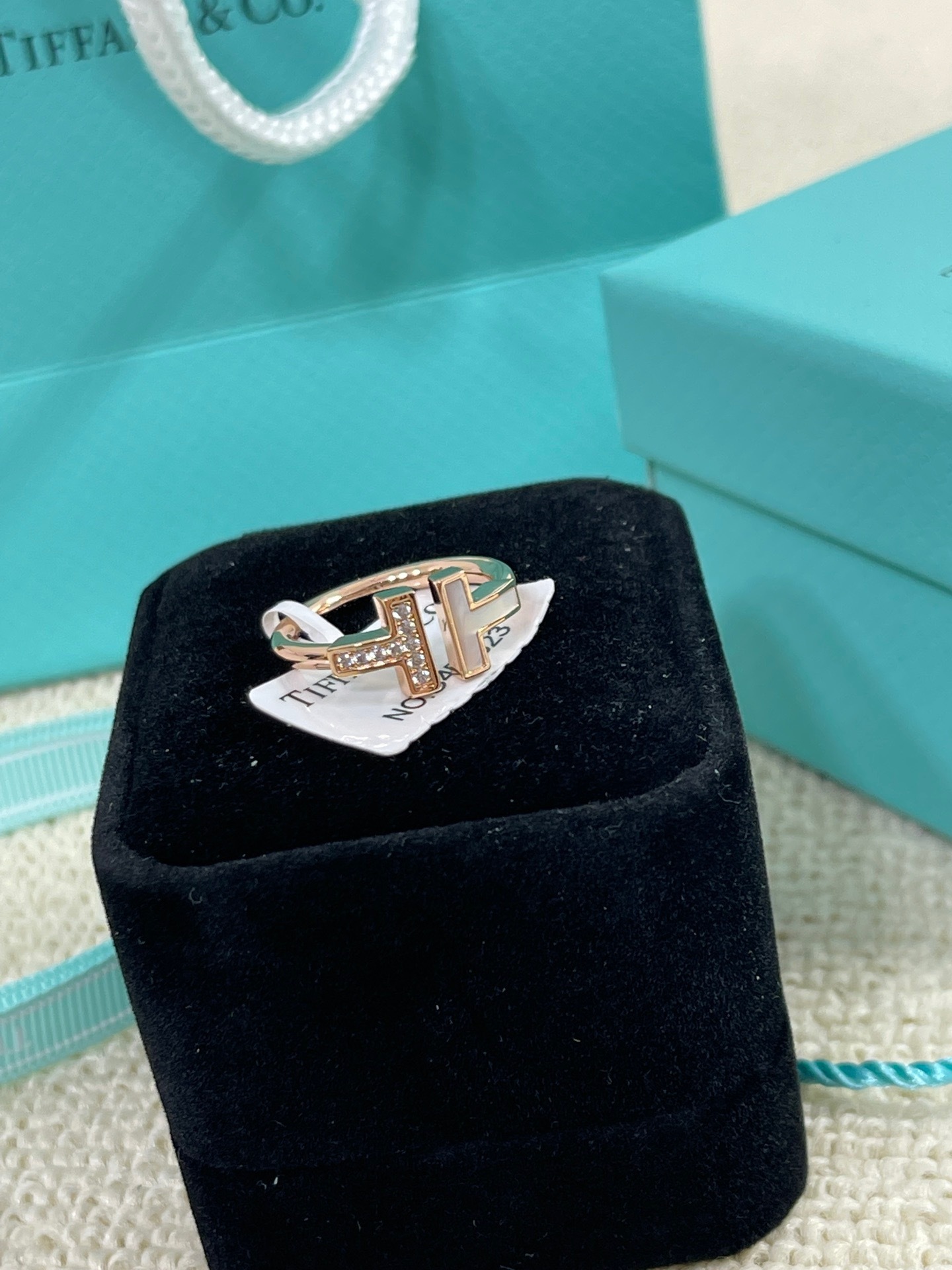 99F13152-5EBB-4C61-8A2E-986C2E0AF819