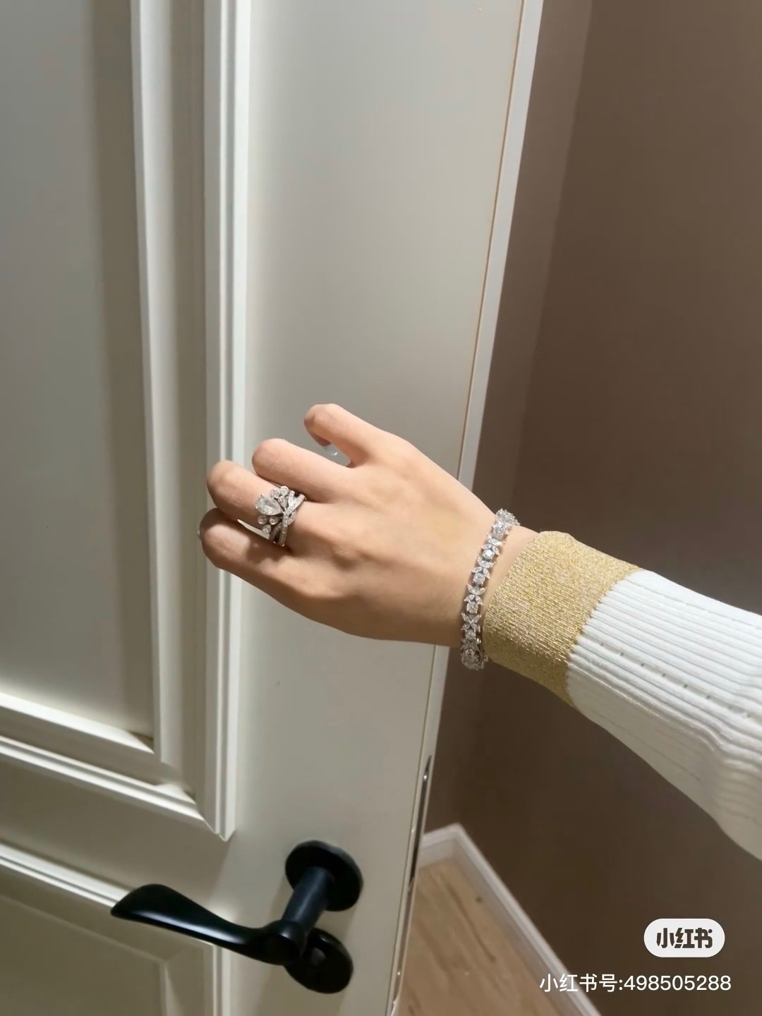 1A7A1746-D634-4C3C-91C0-919704E4388A