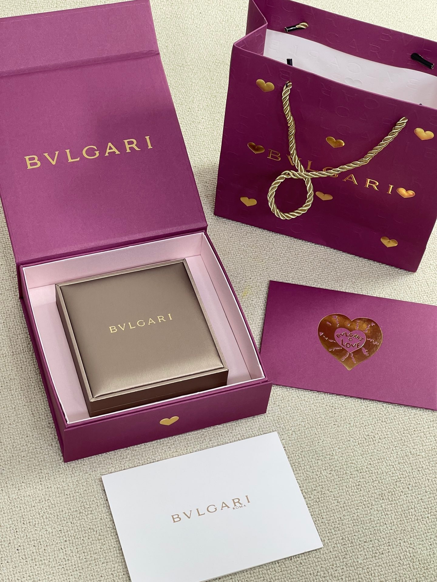 21EC90BC-512D-440F-9C75-A4202C507731