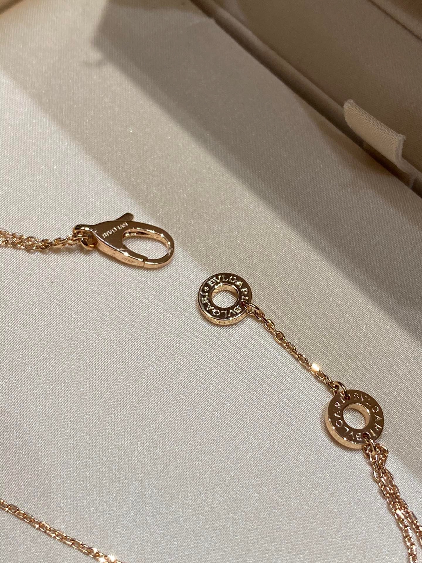 9F180A10-55F8-4890-BA99-B895ED37C182