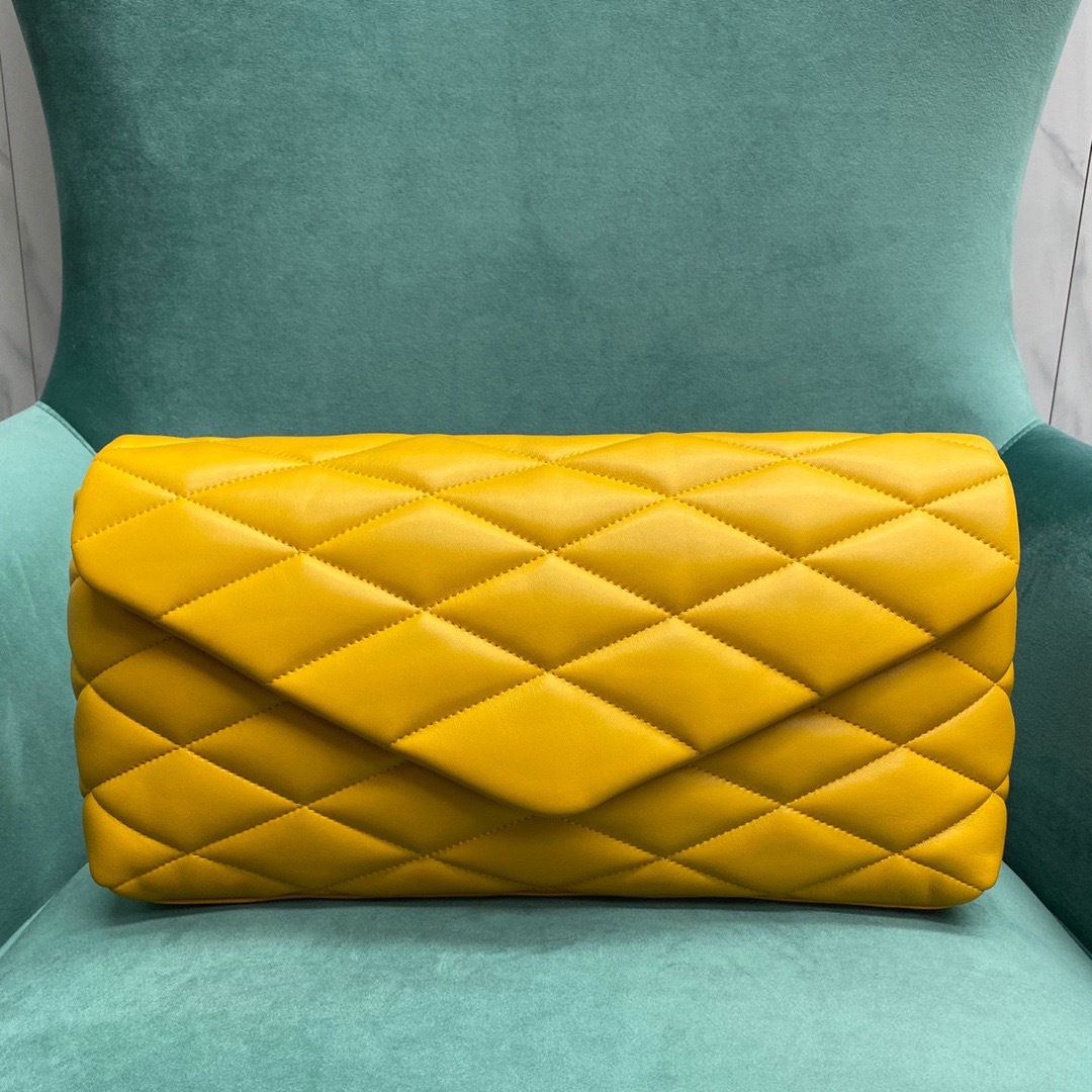 14C81A15-386F-48C0-8E55-663DFB0C5E3E