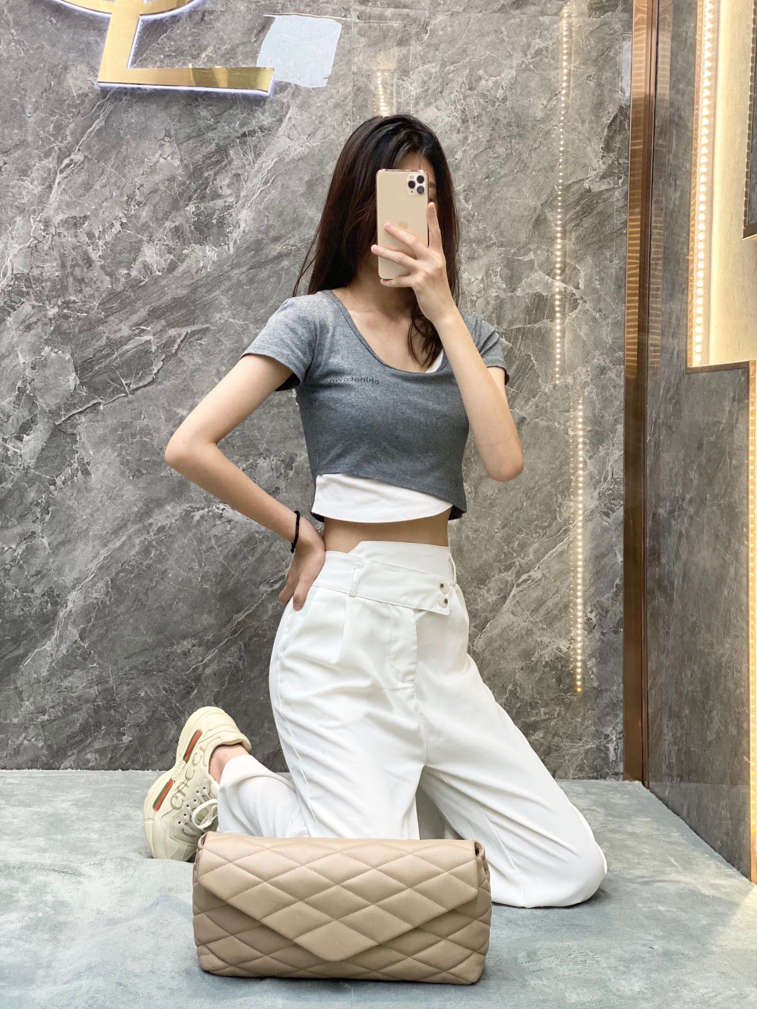 AB5F48D4-01CB-437E-9B89-A3E4264A3F5E