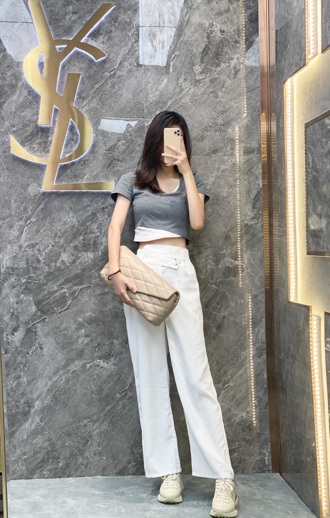 ADFCA432-D476-464F-BA48-F13A8A6C5FE8