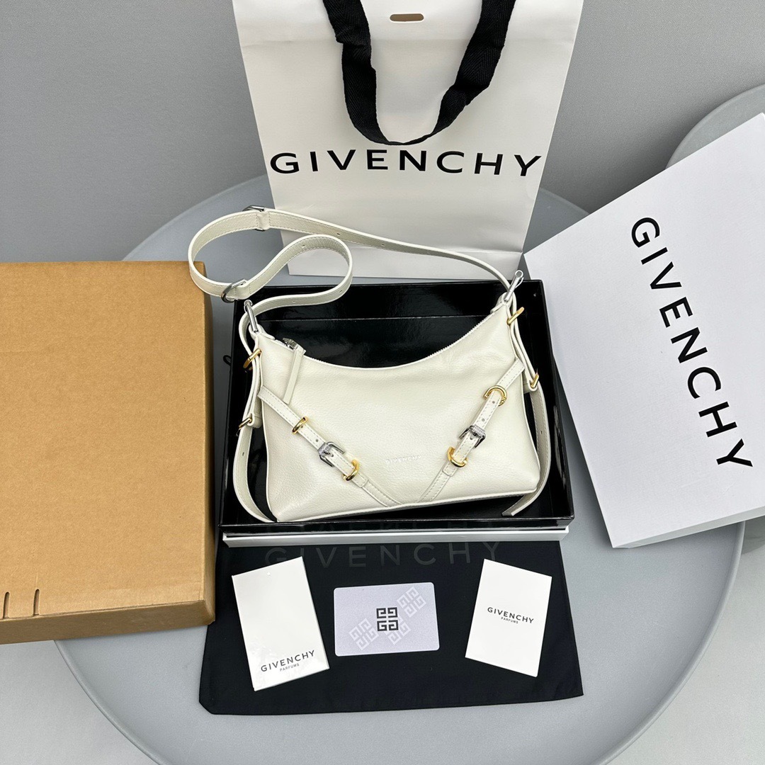 E0DFCF77-5399-4510-90D3-03D401AFB428