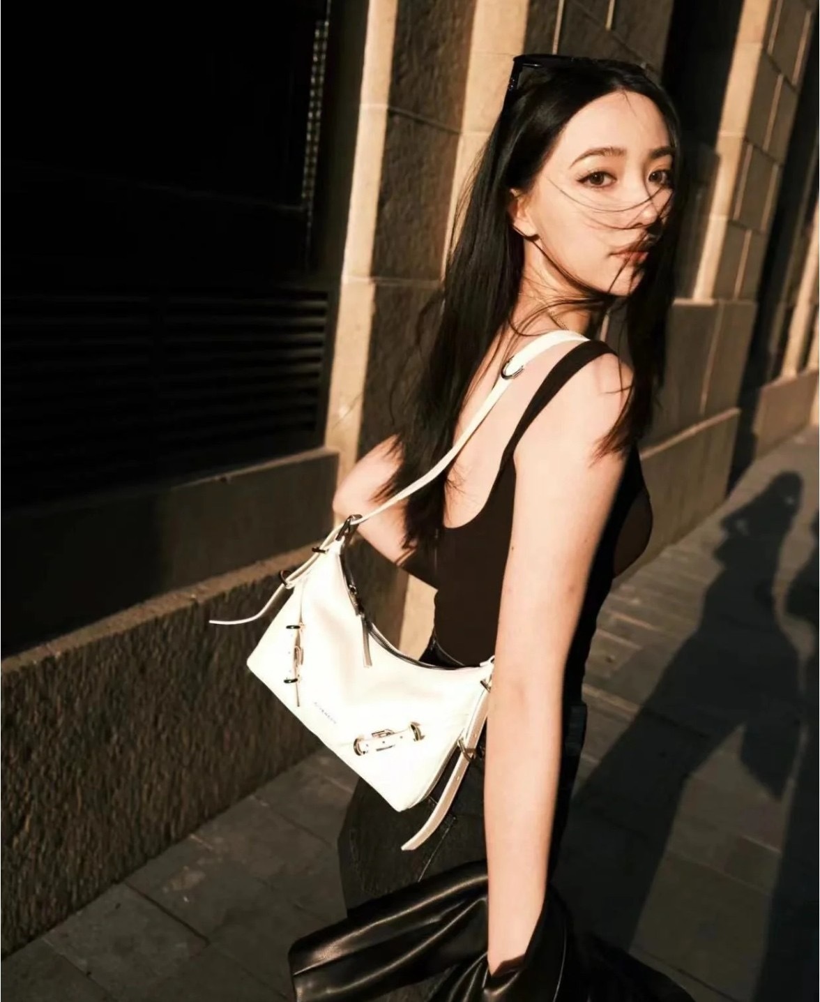 F7E946CA-BB70-40C3-970F-79F4976AC808