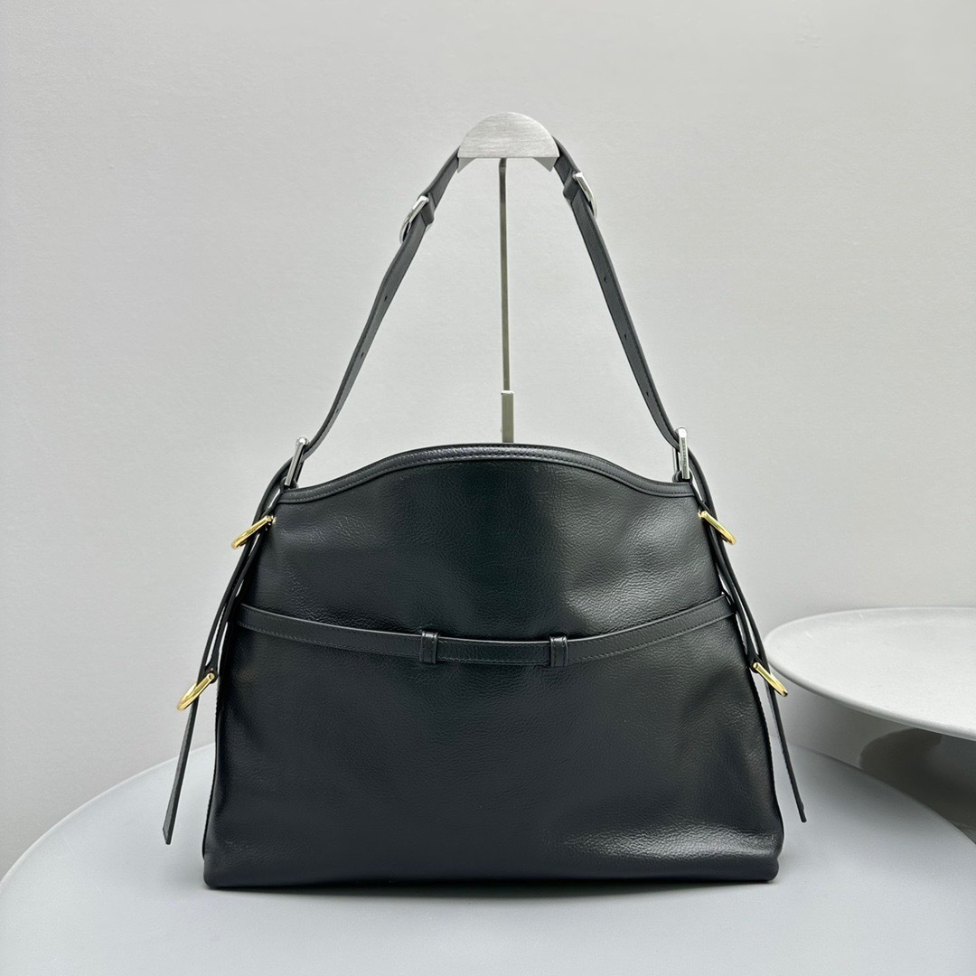 CF81CBBD-EE1A-43C7-BF27-B24A438B469F