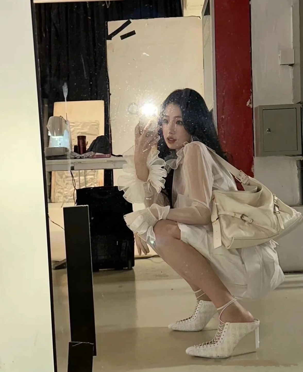 6A75FB87-F4BC-484D-9B86-E1A4936CE7B2