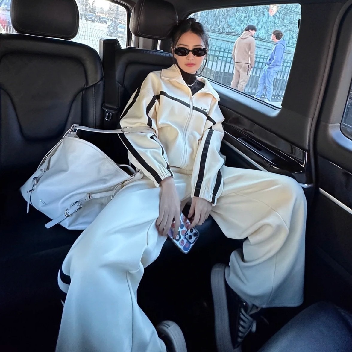 26E840CB-E712-42DC-9081-16F6BBCA2FB9