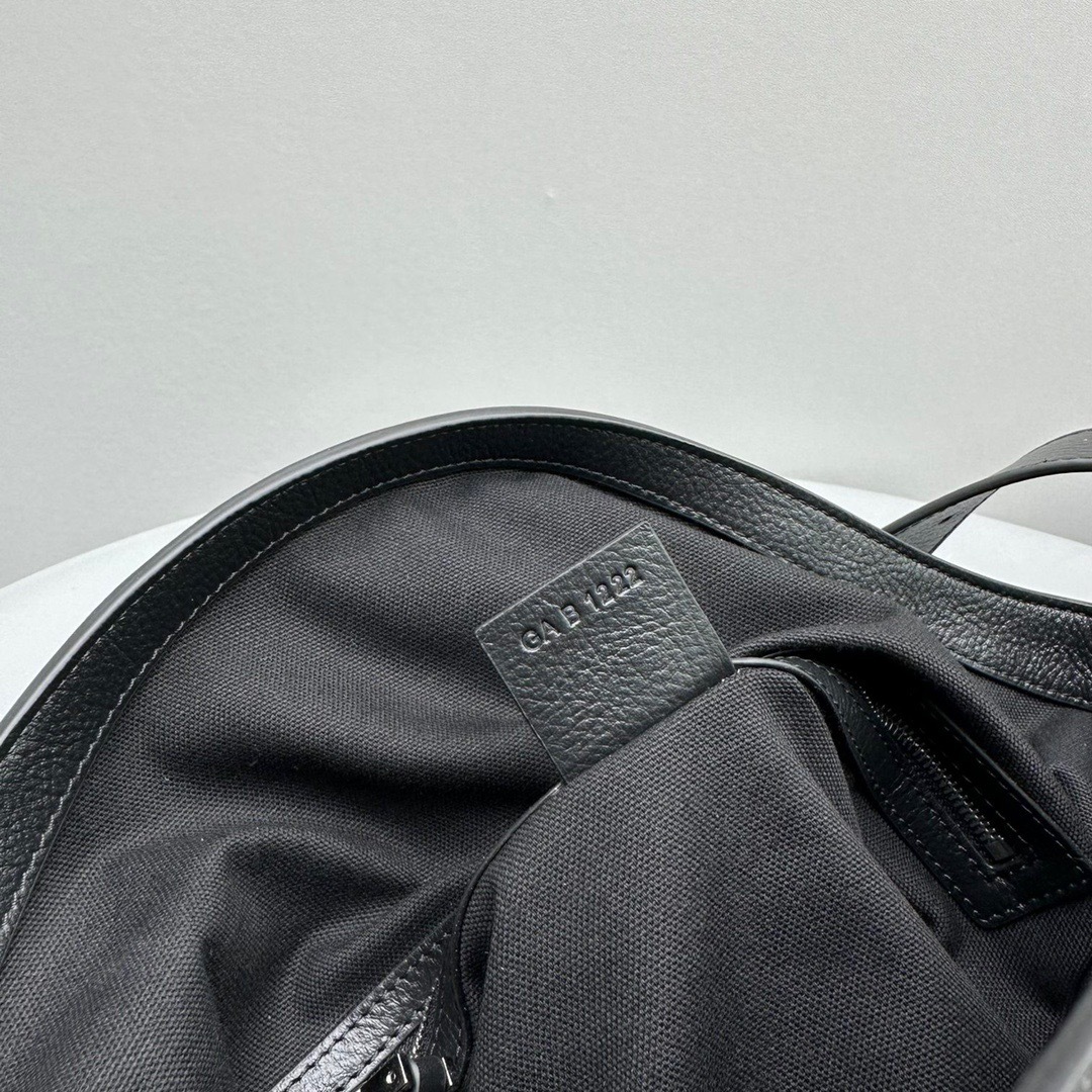 43BF554B-8545-45C0-8443-4D2651AC2210