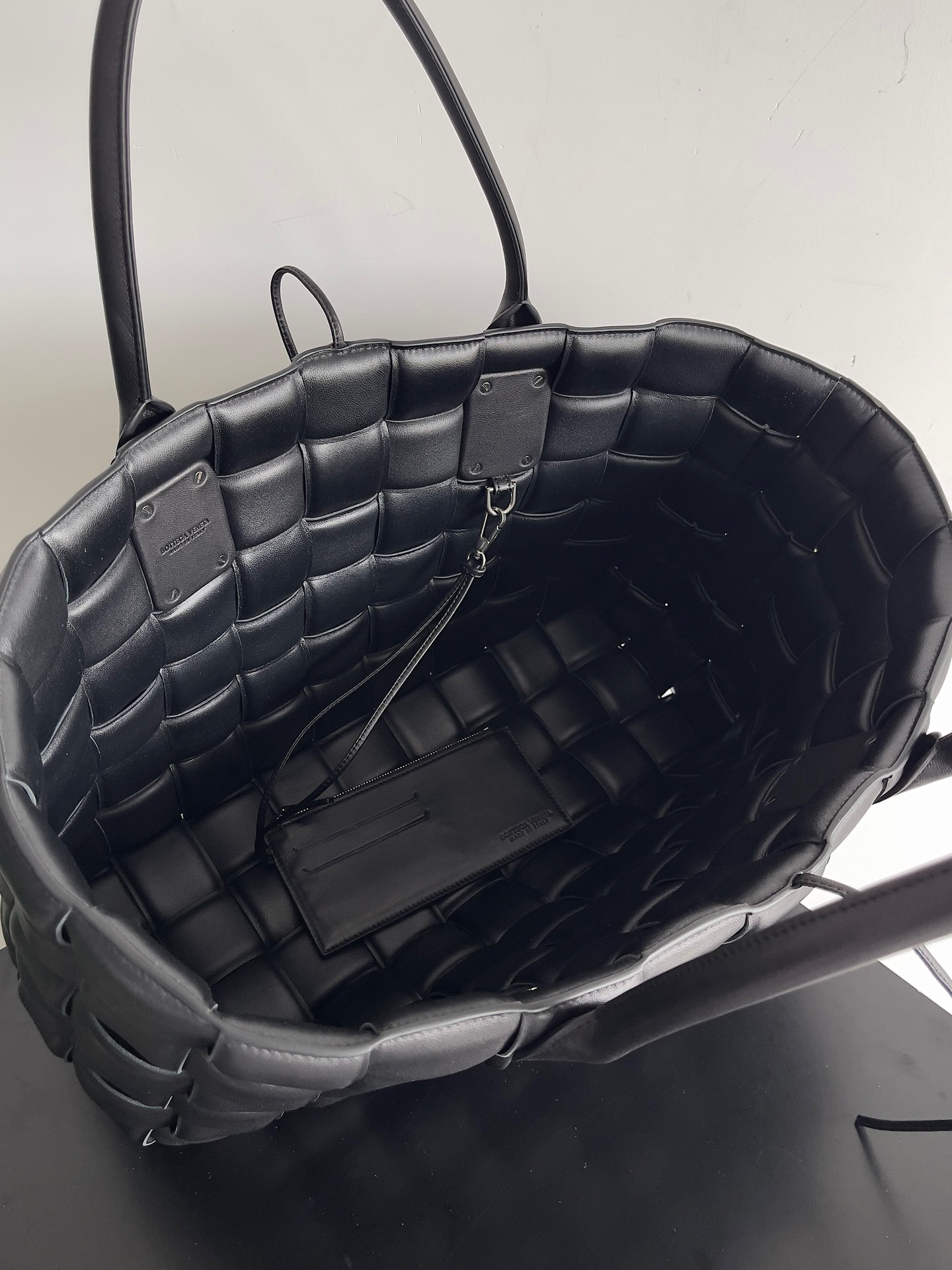 1B17AB60-5D25-41B1-A9ED-6BB3EB2D9B22