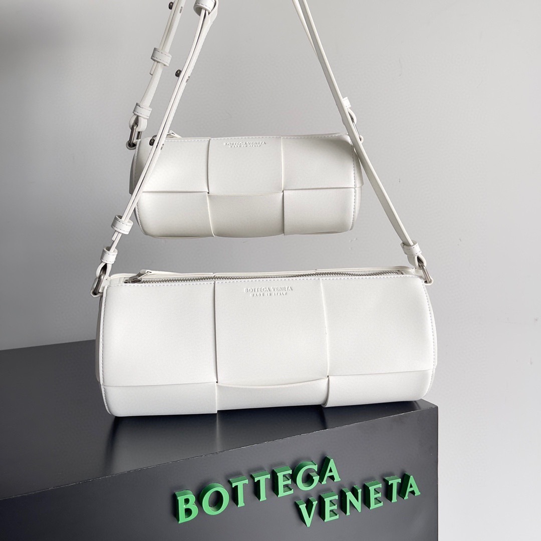 F55D50F0-3AC7-4BA8-8AE8-7BA5EFFFB01B