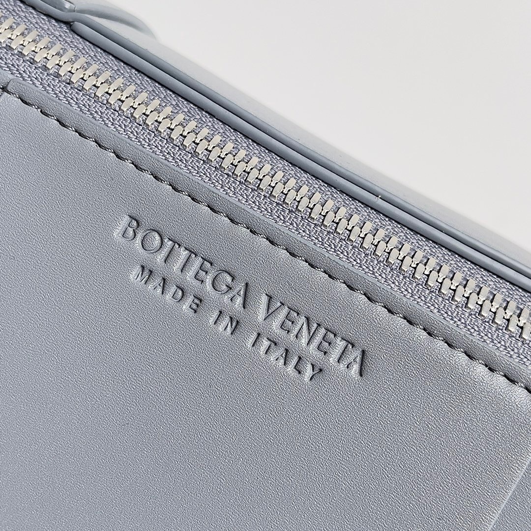 5AADDA78-2462-4154-8F93-00B5B11834DA