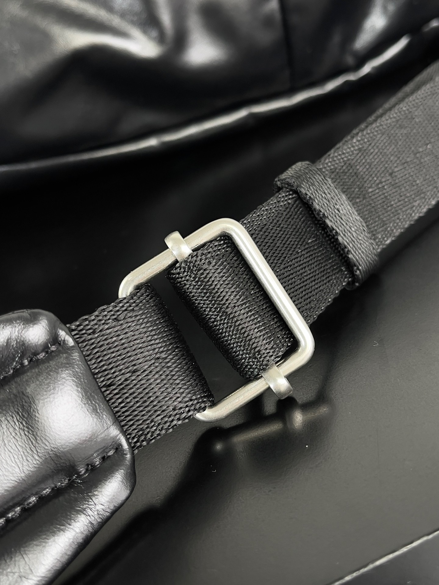 00E57998-C37D-4FD9-9B45-A31D06FFB324