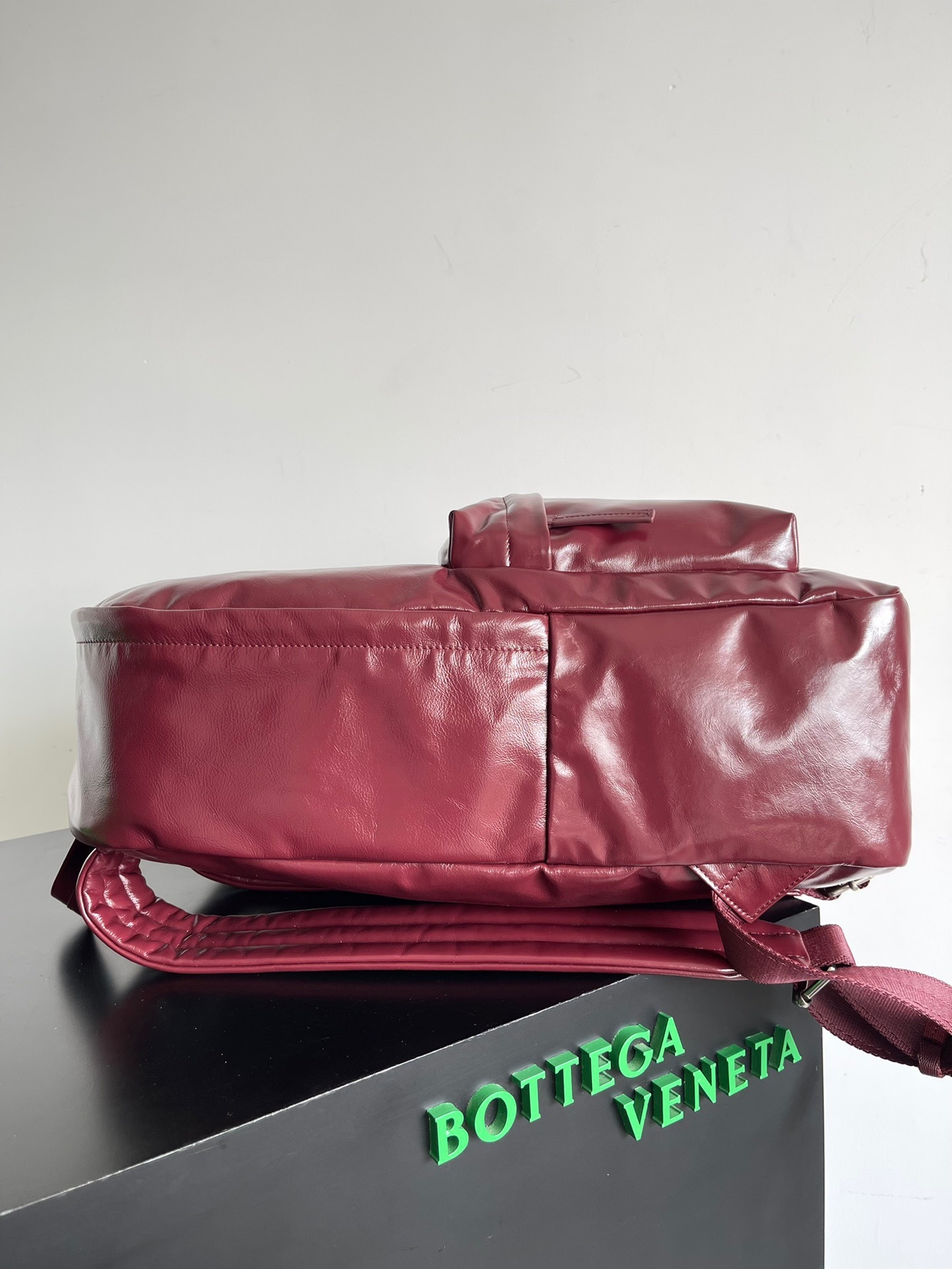 6D679FDE-44A3-4499-9499-E878700C0E53