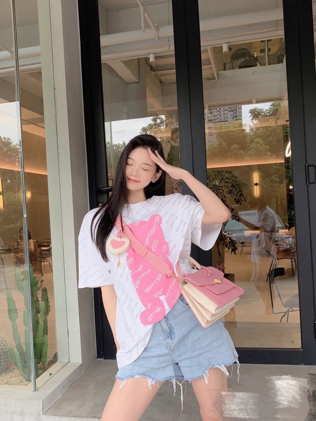 E663C925-F749-4A0C-A715-9086B4AF5FBC