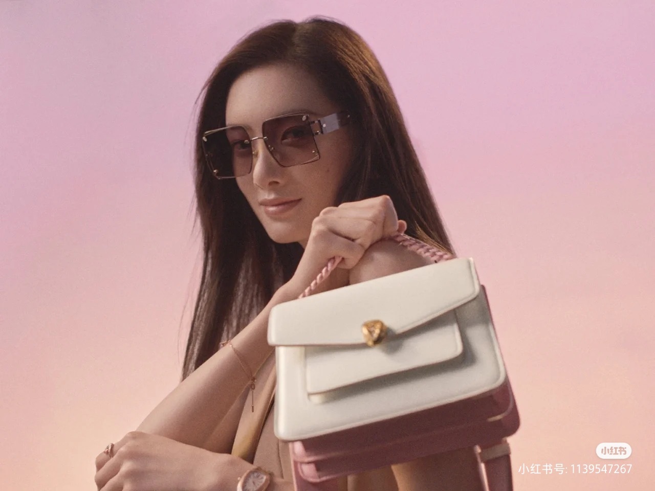 D8CA6376-3B02-4DB5-A1B0-EE75B6A1ADB6