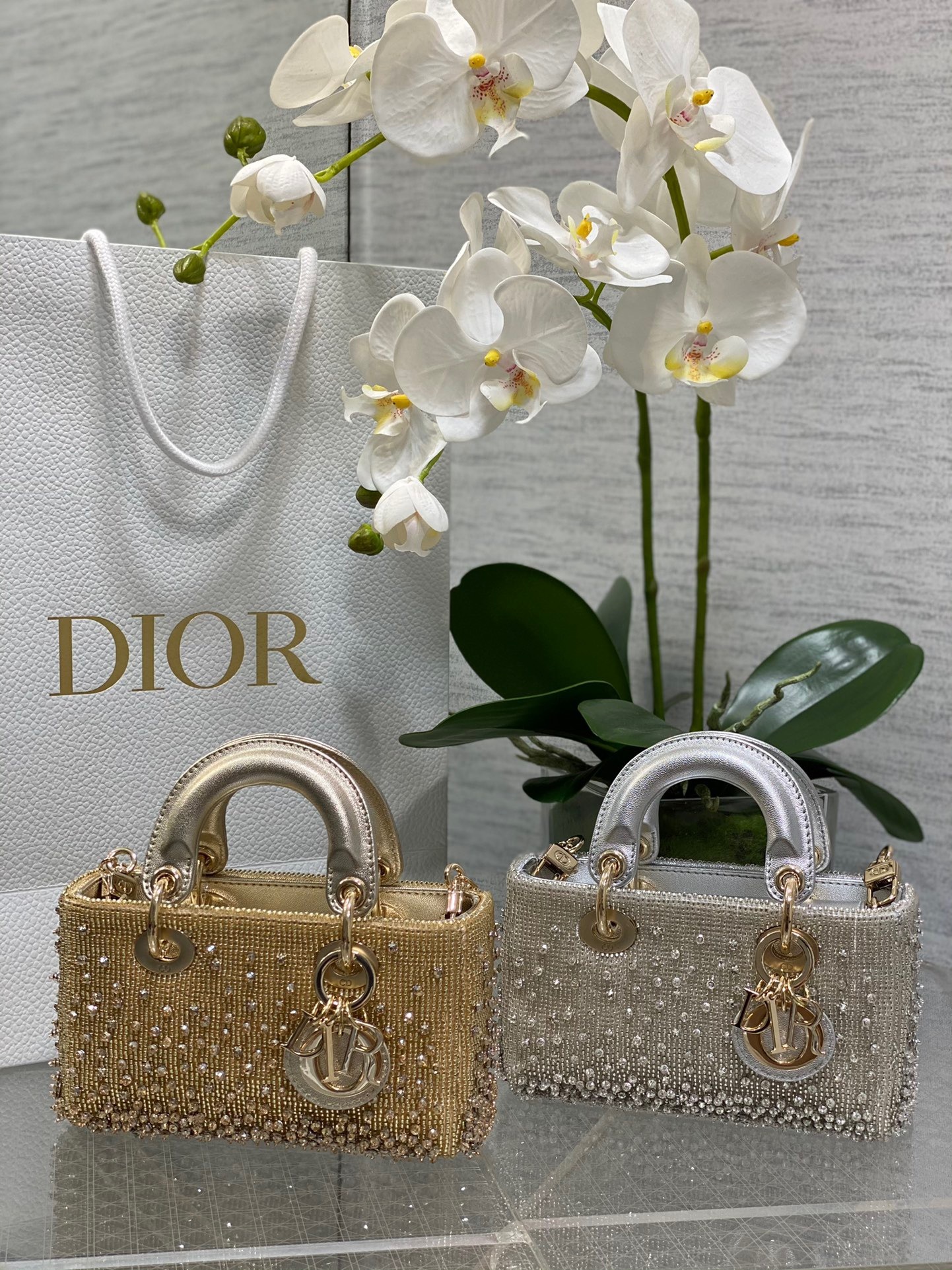 916E2B03-B616-4625-9870-D276E73D6654