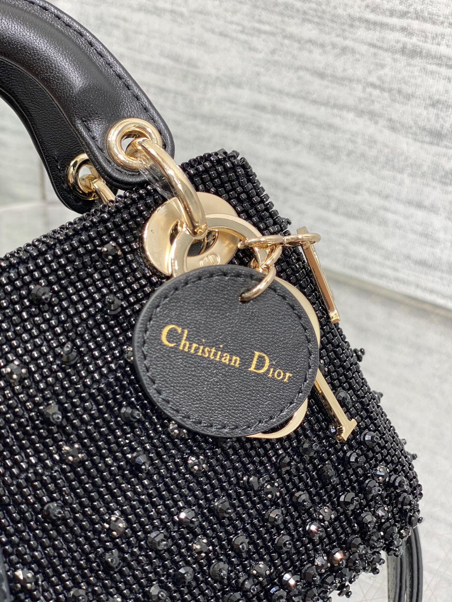 1320AA4B-EA15-4518-AF48-8F94ABFBB5EB