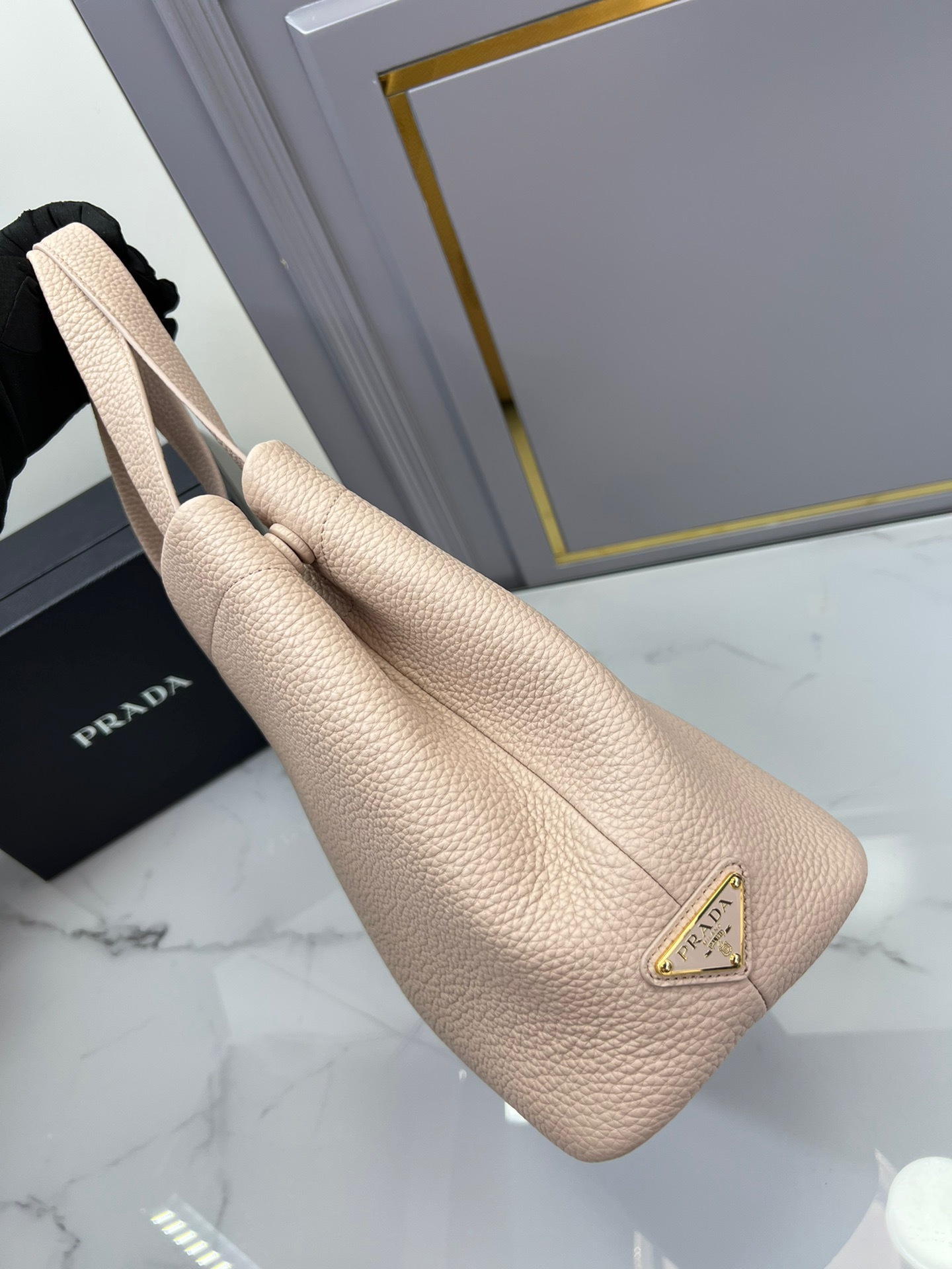 13A1C81D-92B8-4039-B587-E108A9DC4E76