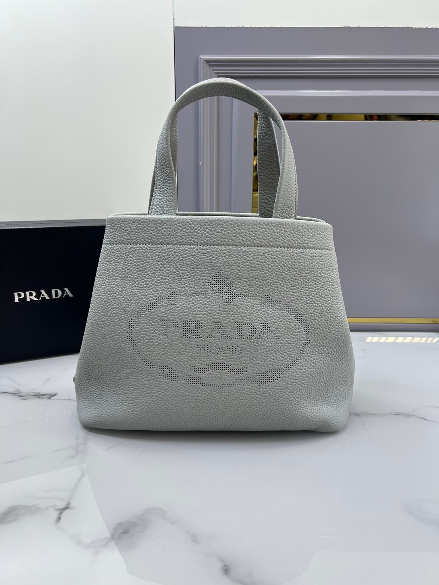 792D0810-B205-4F96-A08E-19975BE91714