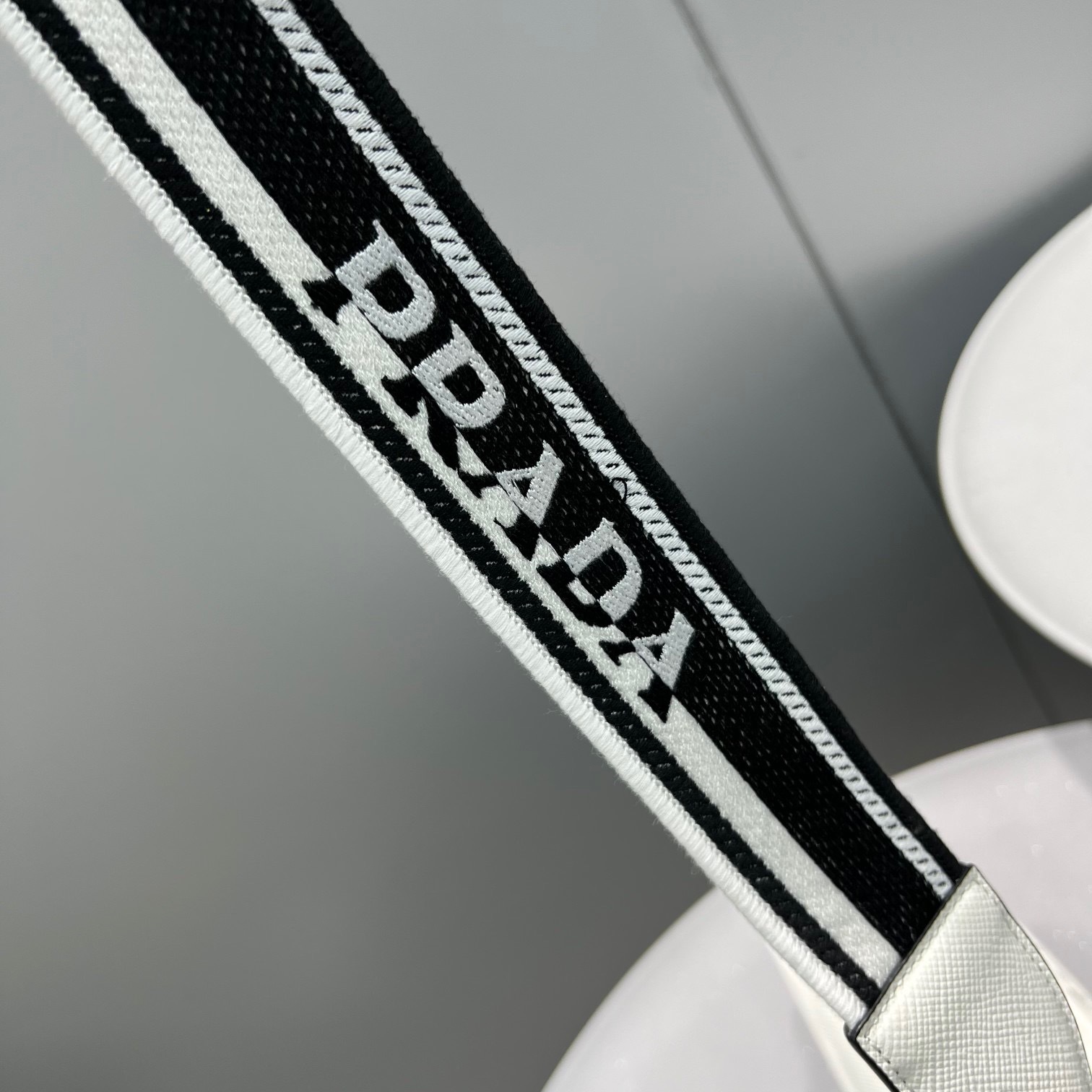 8C617AF8-9448-4D57-8F92-5BE0BEE9F983