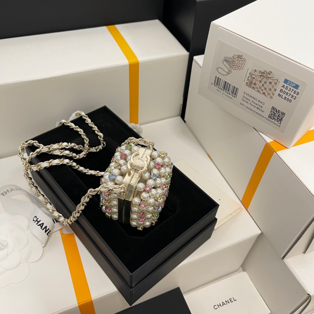 455A9AC8-317E-44EF-9D8F-87D8AC602441