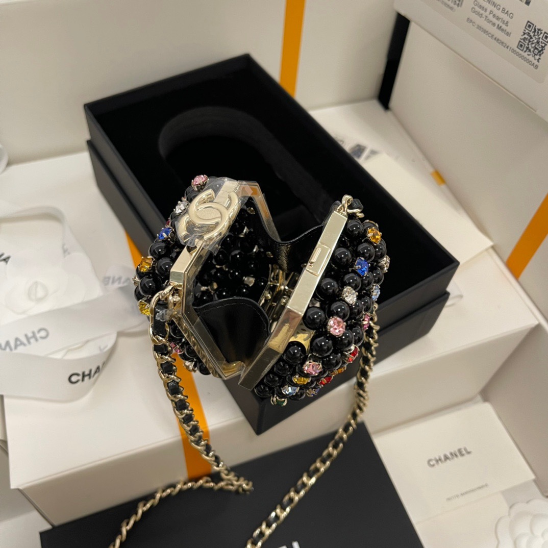 EE59EE7F-9E21-41AD-AA77-C81C48792BD0