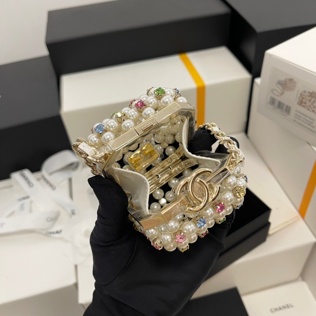 304B9D5F-6C99-4871-B222-0E14E1078D36