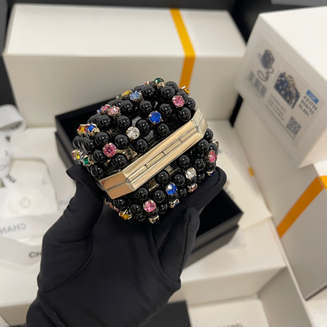 91F331E8-0C3C-4110-BC7A-CEAA46584270