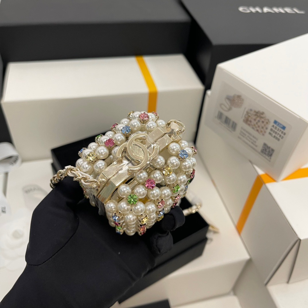 CF0F13FA-ED73-4A71-AC86-6DAB726C6005