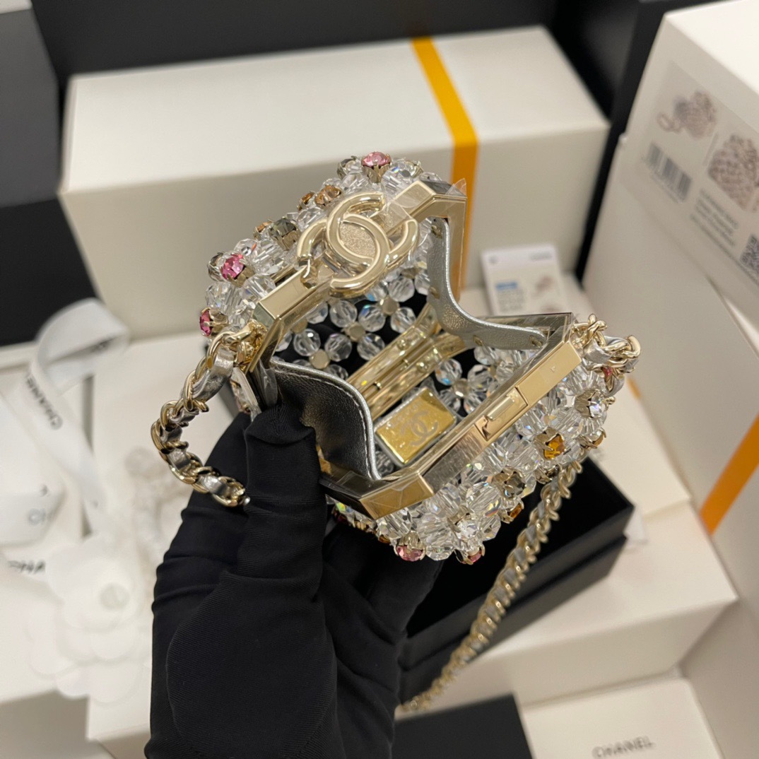 02AE295D-C2F9-429F-ABC0-AE6E333C726C